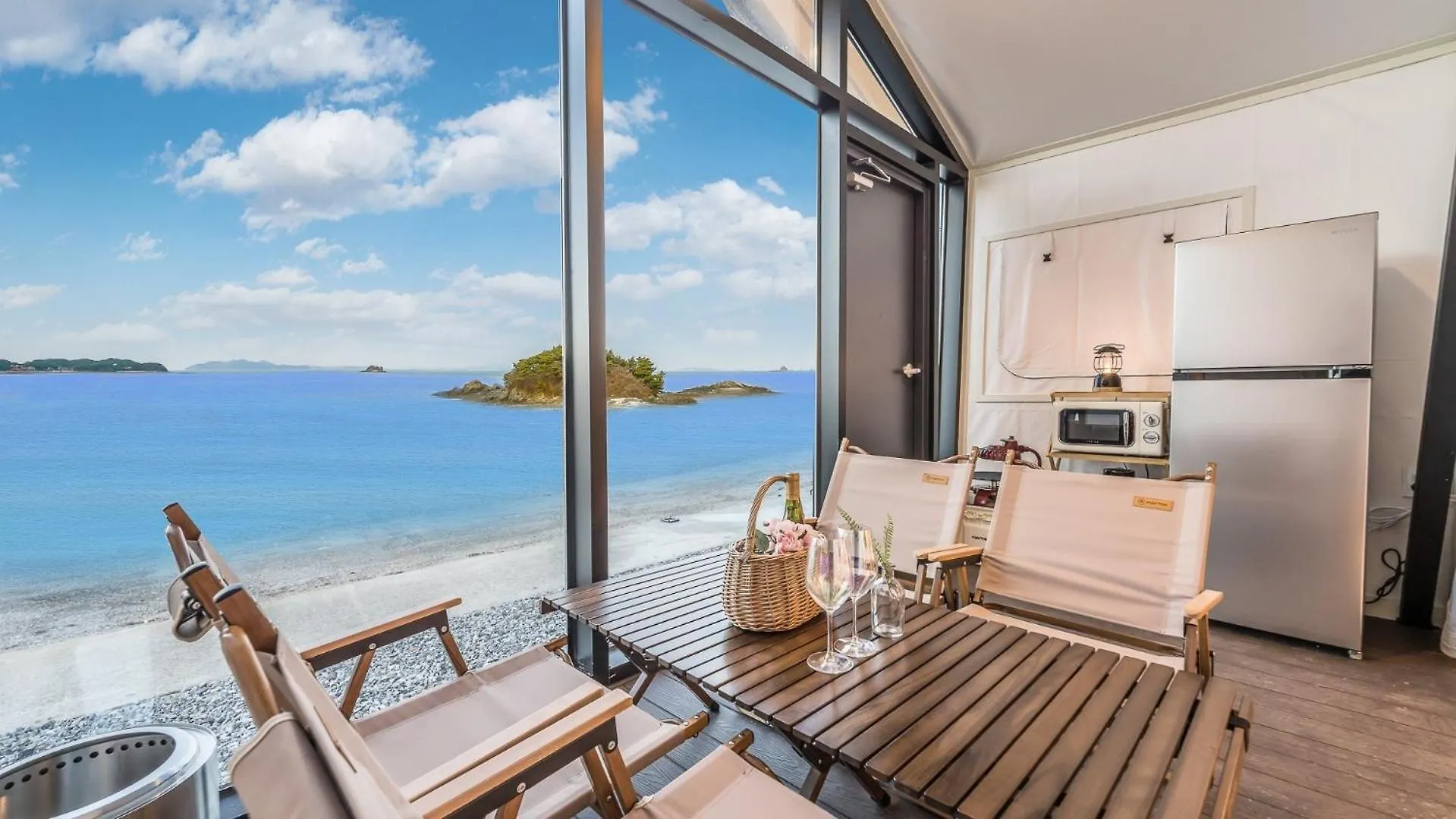 Daebudo On The Beach Pool Villa Incheon 0*,  Korsel