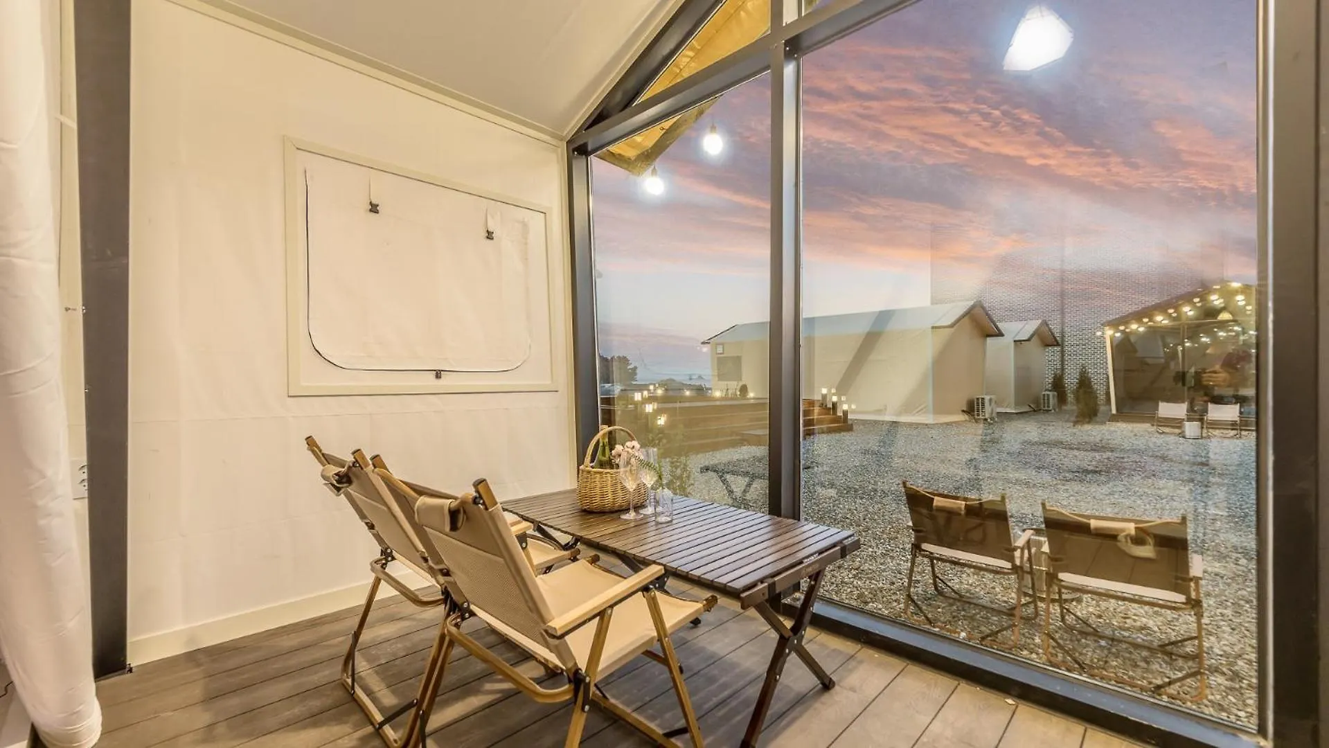 Daebudo On The Beach Pool Villa Incheon 0*,  South Korea