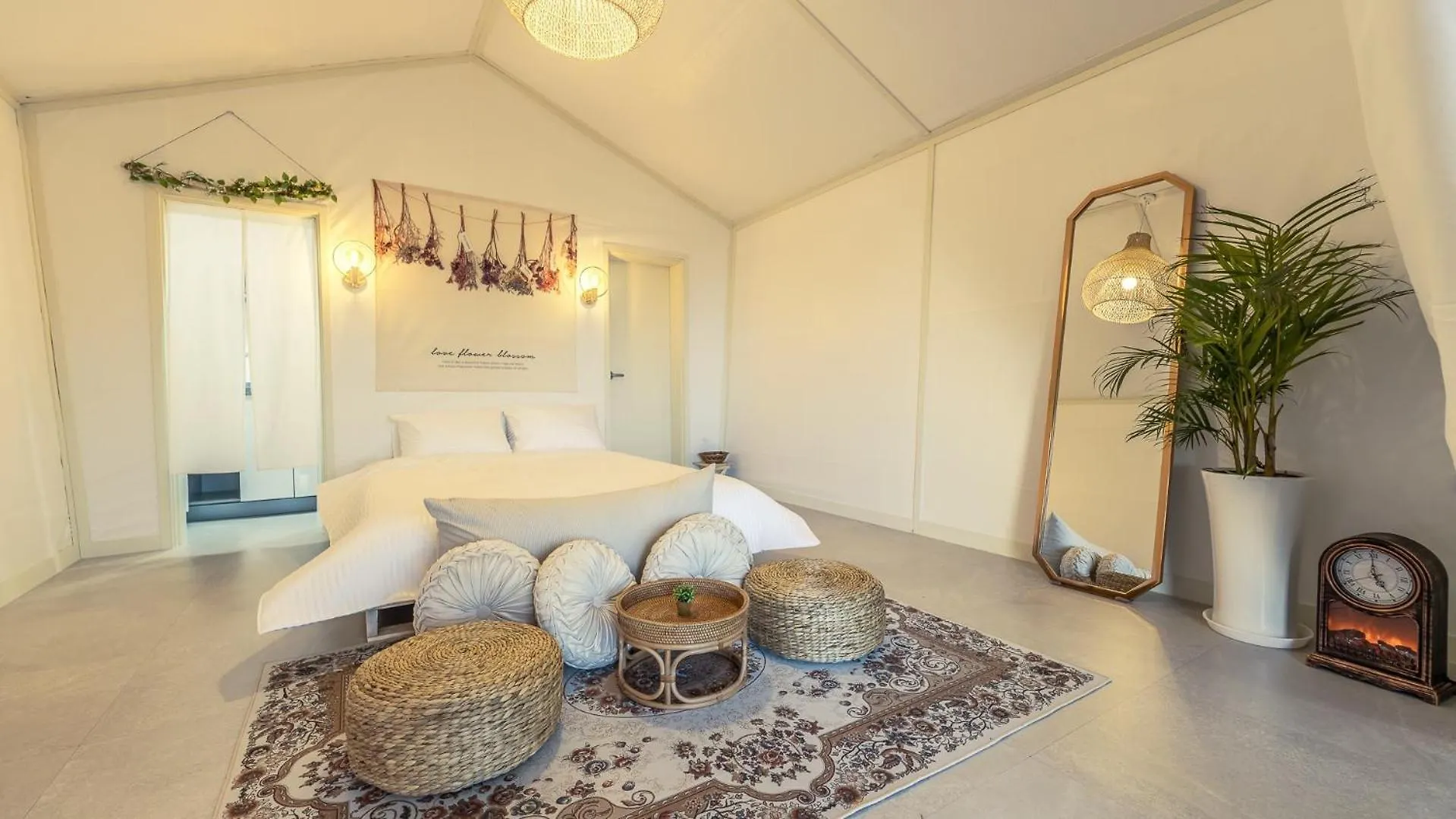 Daebudo On The Beach Pool Villa Incheon